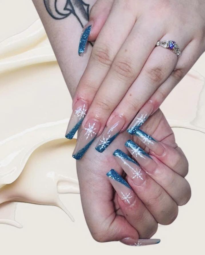 Nail art at Hellen Nails